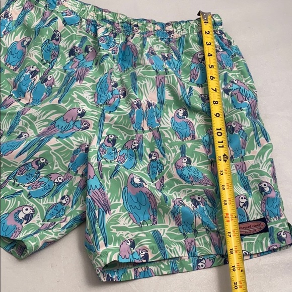 Vineyard Vines multicolor green blue purple swim trunks L - Picture 4 of 7